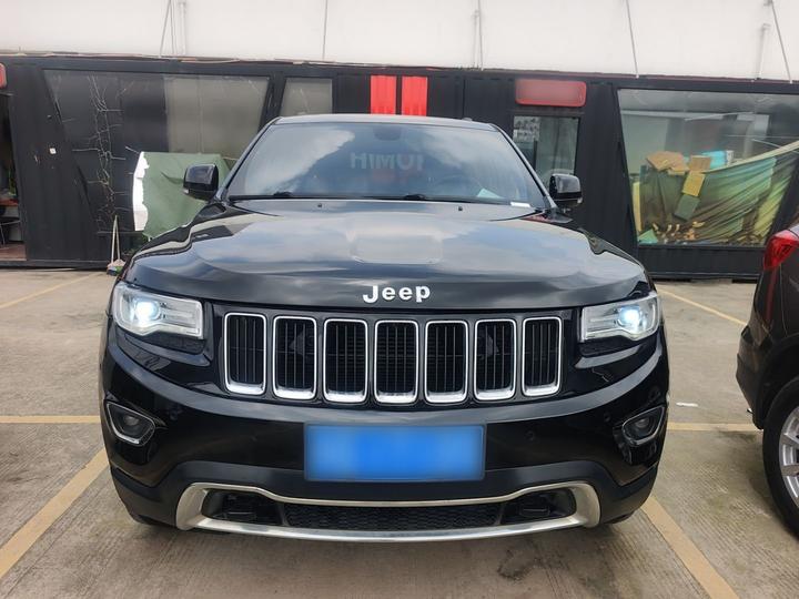 Grand Cherokee Imported 2015 3.0L Elite photo 2