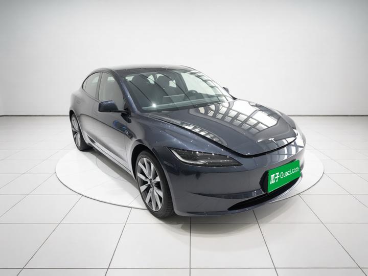 Model 3 2023 Long Range AWD photo 3