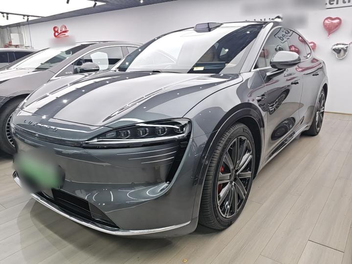 HIMA Luxeed R7 2025 EREV 331km Ultra