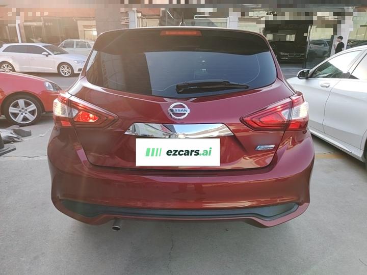 Tiida 2020 1.6L CVT photo 5