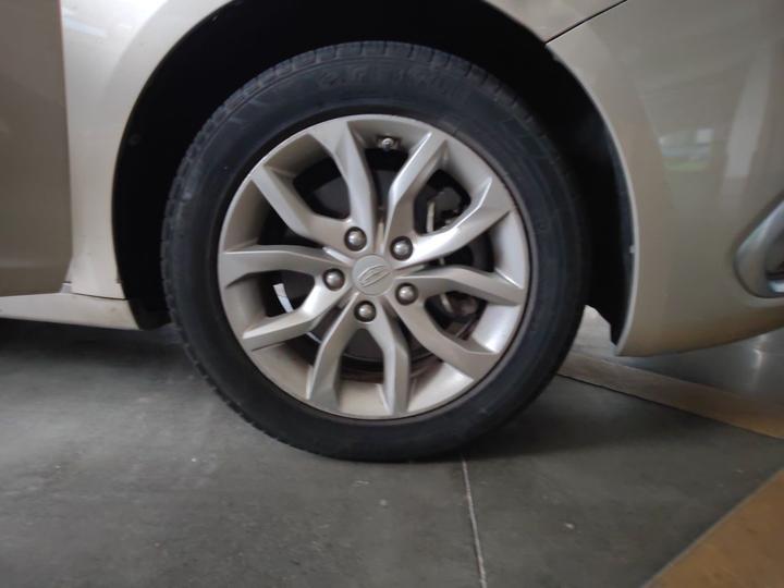 Emgrand GL 2017 1.3T DCT Elite photo 8