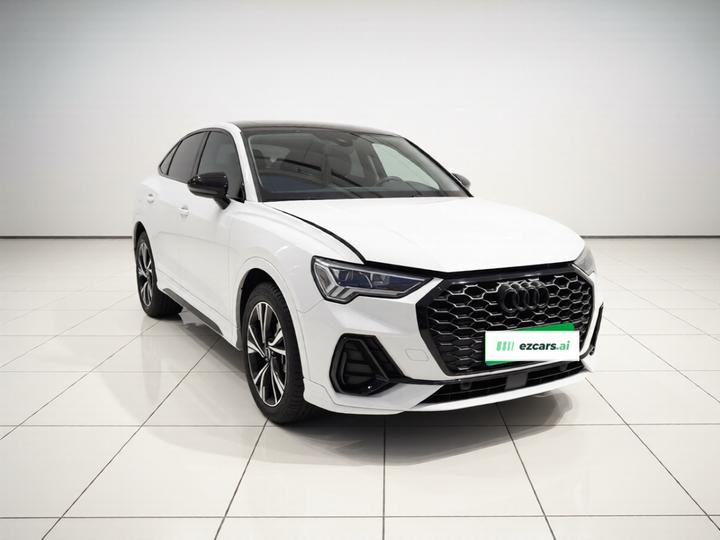 Q3 Sportback 2023 40 TFSI Fashion photo 3