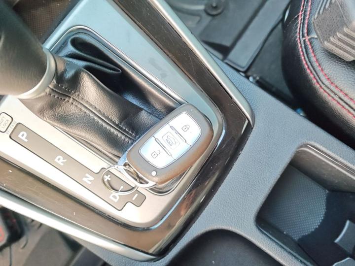 Elantra 2016 1.6L AT Premium photo 8