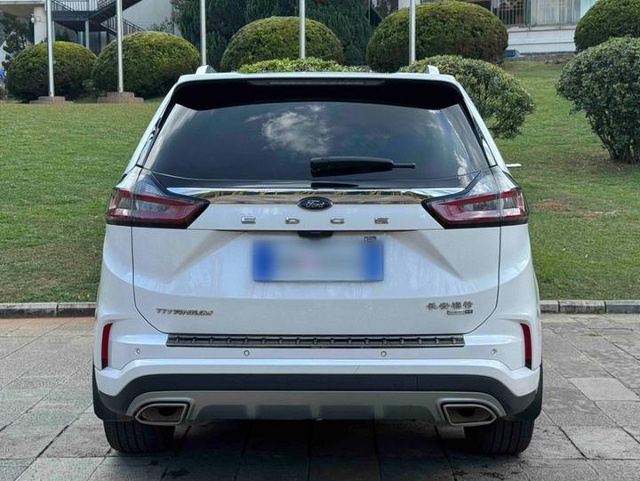 Edge 2021 PLUS EcoBoost 245 RWD 7-Seater photo 7