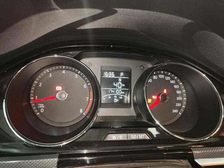C-TREK 2018 1.5L AT Comfort photo 3
