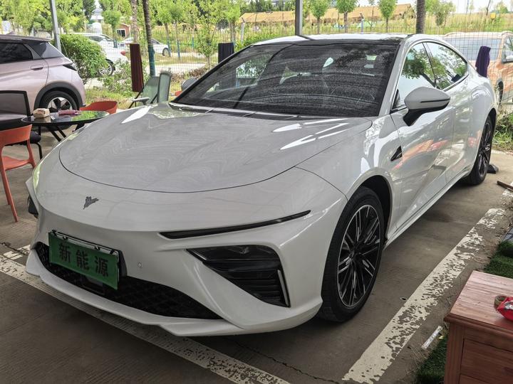 Neta S 2023 EV 520km RWD Lite