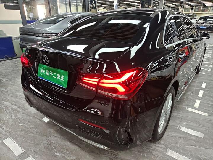 A-Class 2019 Facelift A 200 L Sport photo 4
