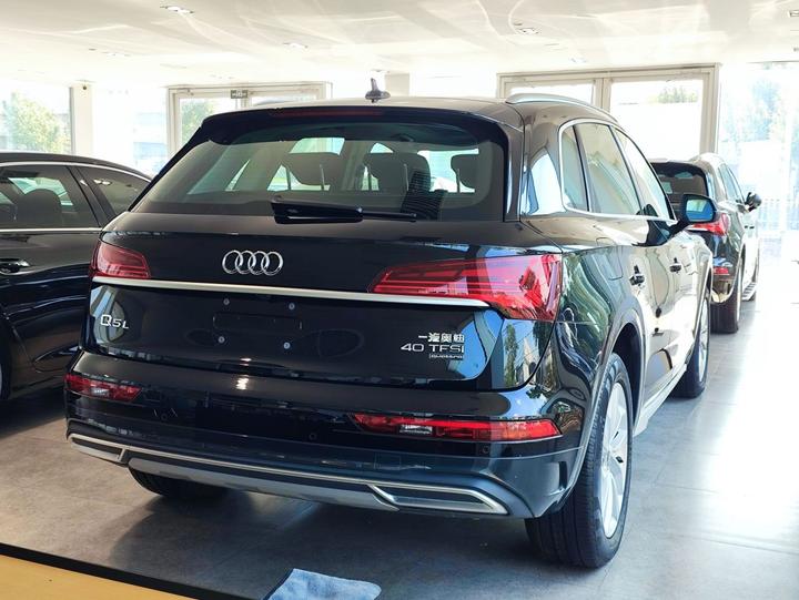 Q5L 2024 40 TFSI Luxury photo 4