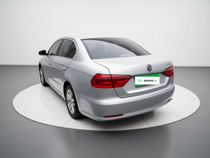 Lavida 2013 Facelift Classic 1.6L AT photo 4