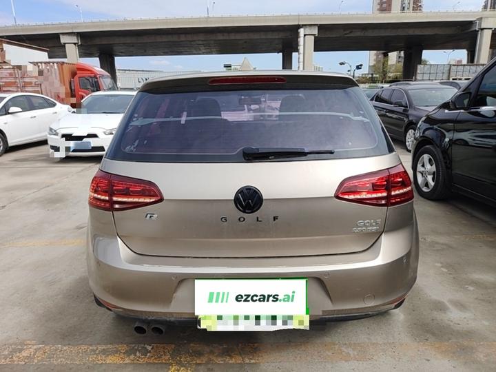 Golf 2017 230TSI AT Comfort Anniversary Edition photo 3