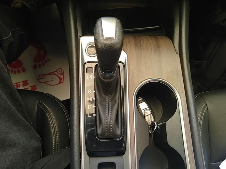 Teana 2021 2.0L XL Comfort photo 5