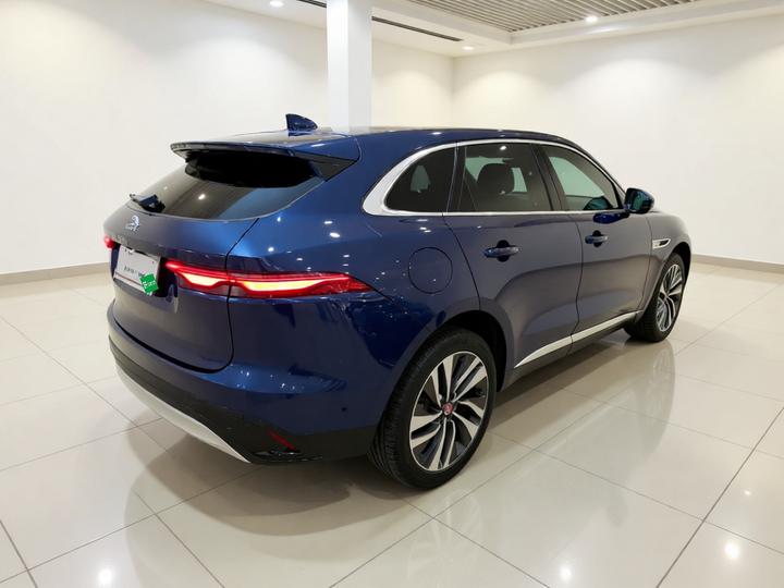 F-PACE 2022 P250 HSE photo 3