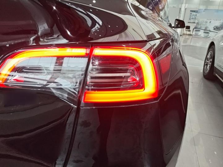 Model Y 2022 Facelift RWD photo 7