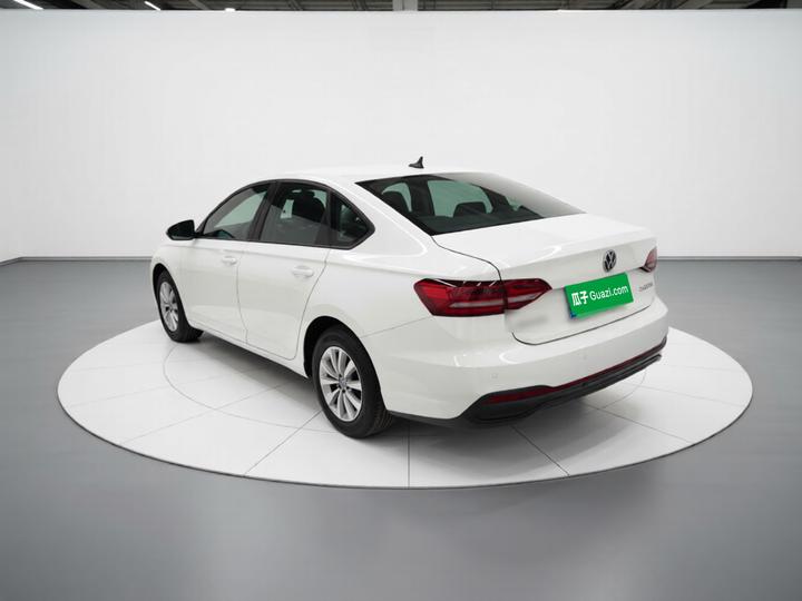 Lavida 2023 1.5L AT photo 4