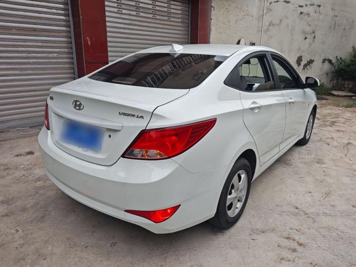 Verna 2014 1.4L AT Smart GLS photo 4