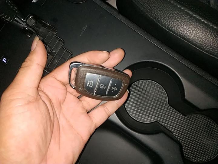 ix35 2015 2.0L AT RWD Smart IV photo 8
