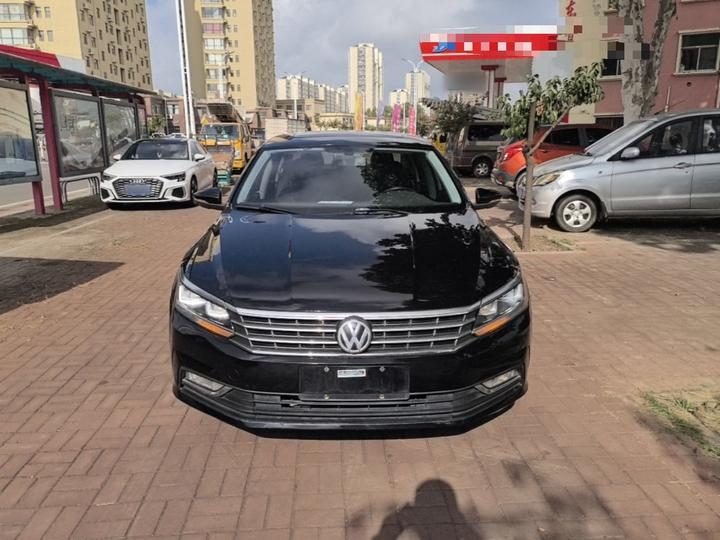 Passat 2016 330TSI DSG photo 2