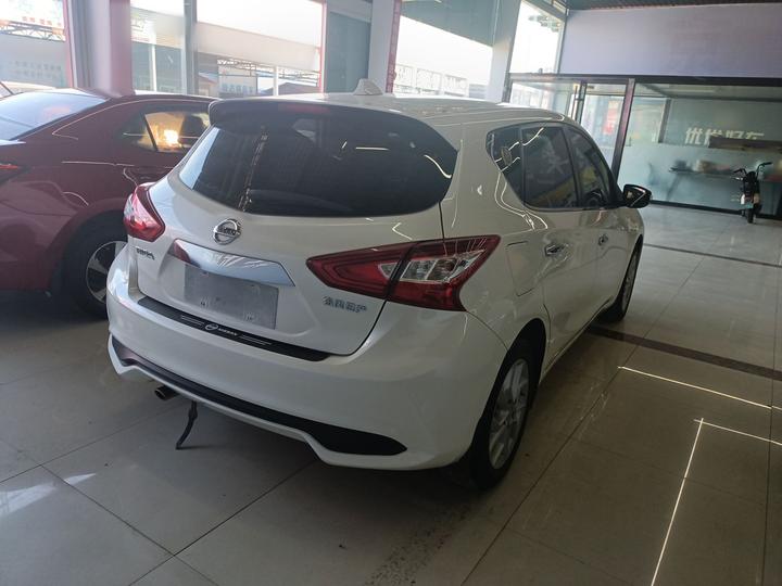 Tiida 2021 1.6L CVT photo 4