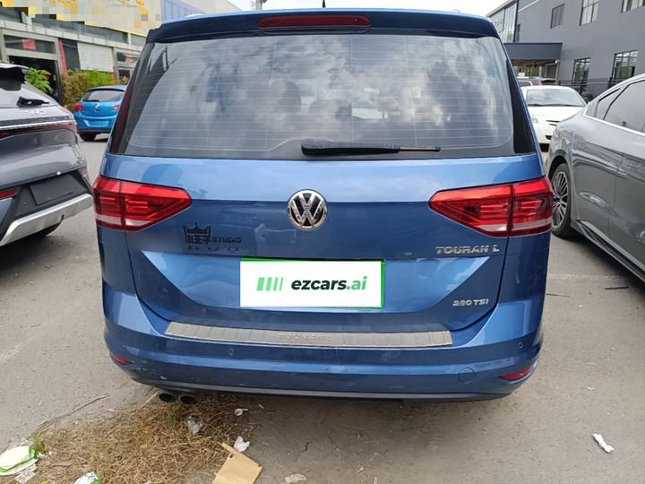 2018 L 280TSI DSG Comfort 7-Seater China VI photo 3