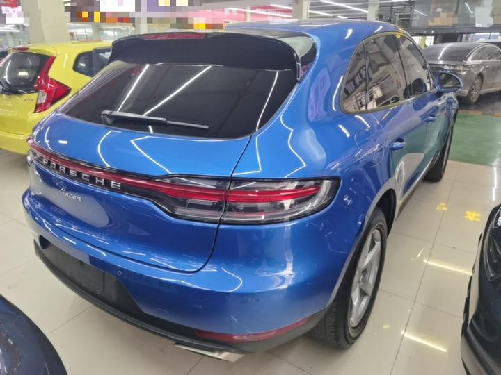 2018 Macan 2.0T photo 4
