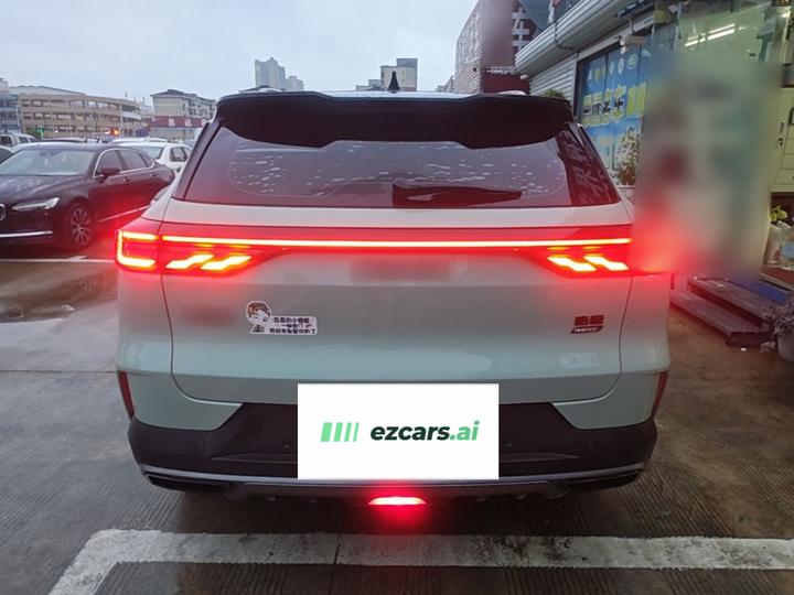 2022 Hybrid 1.5T MHD photo 5