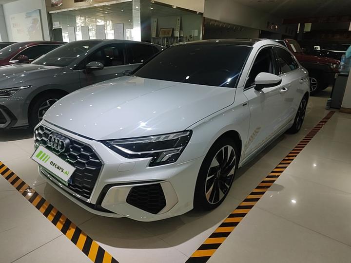 A3 2022 A3L Limousine 35 TFSI Fashion Sport