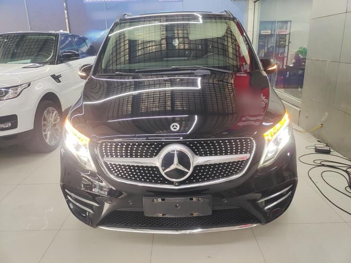 V-Class 2021 V 260 L Long Wheelbase Luxury photo 2