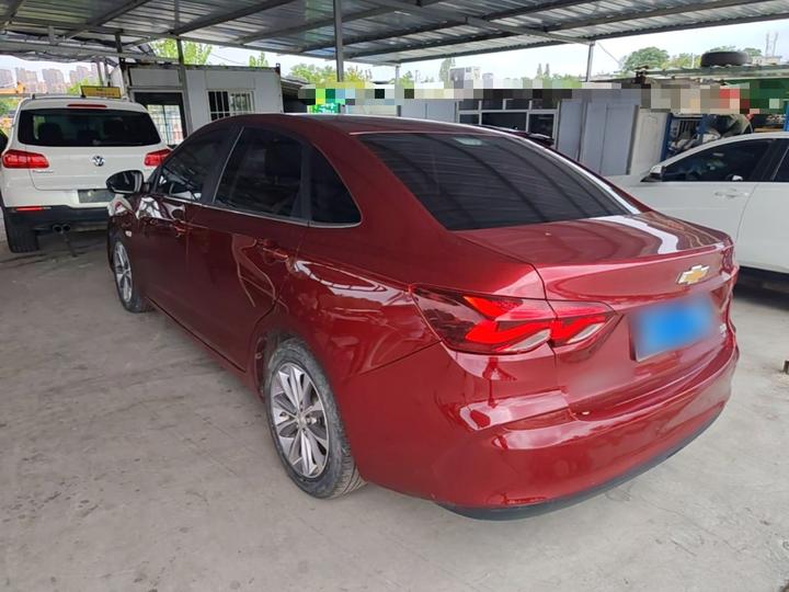 Cruze 2022 320 AT photo 4