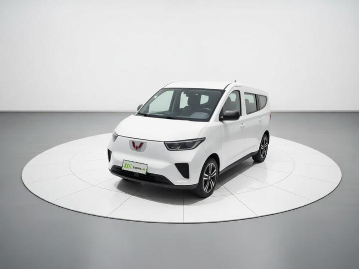 Wuling 2024 300km Comfort Bus 60kW