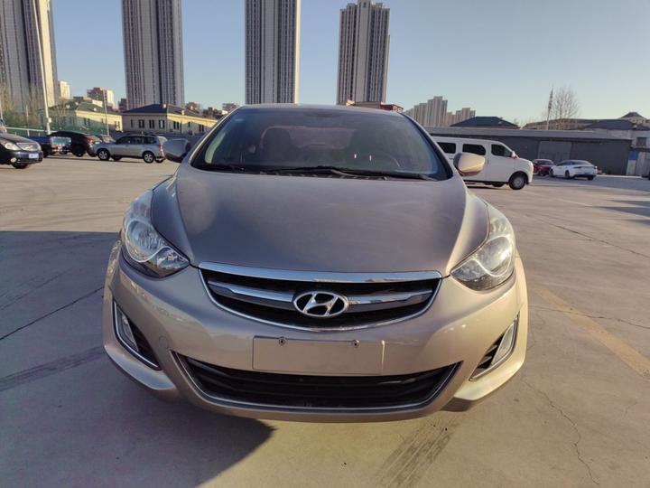 Elantra 2015 1.6L MT Fashion photo 2