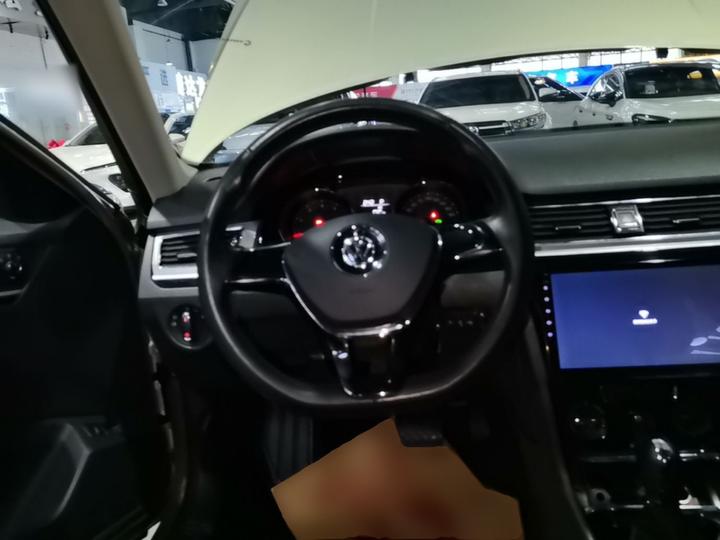 Bora 2017 1.6L AT Comfort photo 6