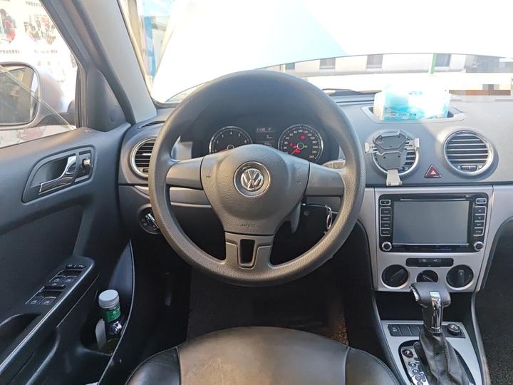 Lavida 2011 1.4TSI DSG photo 3