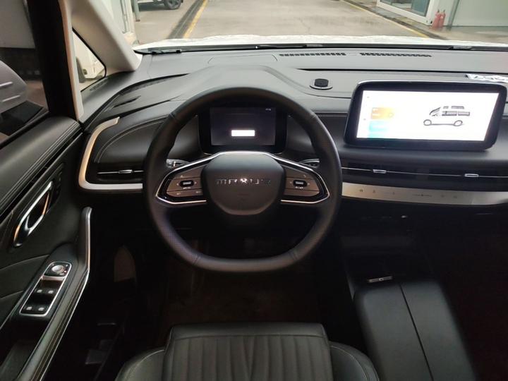 MAXUS Dajia 9 2022 Long Range 7-Seater photo 6