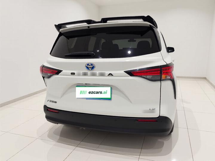 Sienna 2021 2.5L Hybrid Comfort photo 4