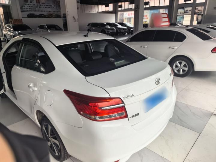 Vios 2017 1.5L CVT photo 4