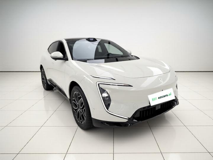 07 2026 Ultra EV AWD photo 3