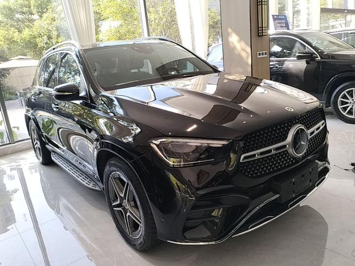 GLE Imported 2024 GLE 450 4MATIC Dynamic photo 3