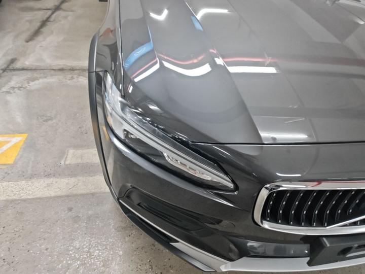 V90 2024 Cross Country B5 AWD photo 7