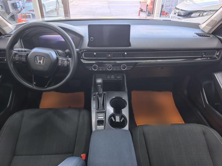 Civic 2023 240TURBO CVT photo 8