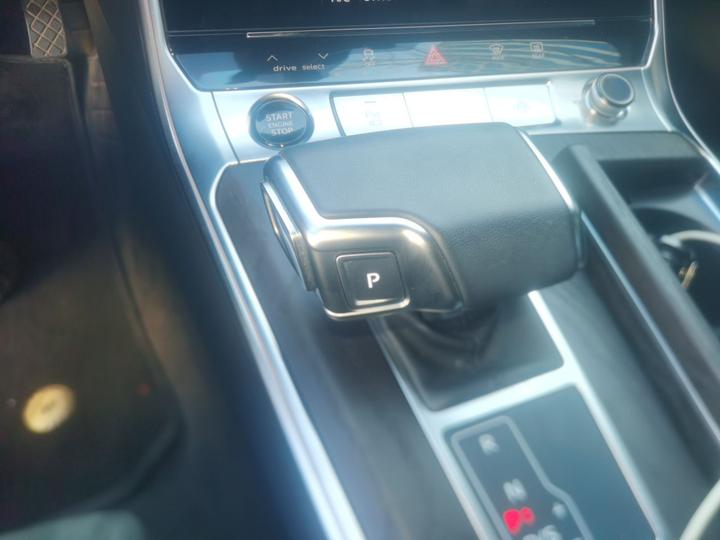 A6L 2024 40 TFSI Luxury Dynamic photo 6