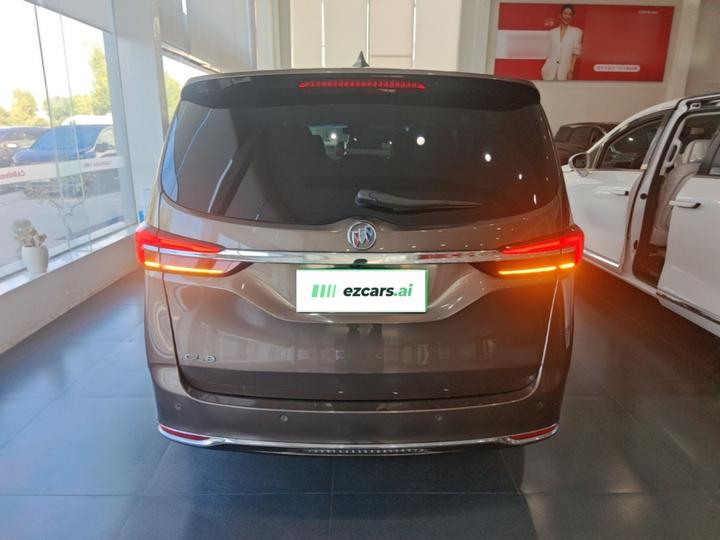 GL8 2023 Facelift Luxury photo 5
