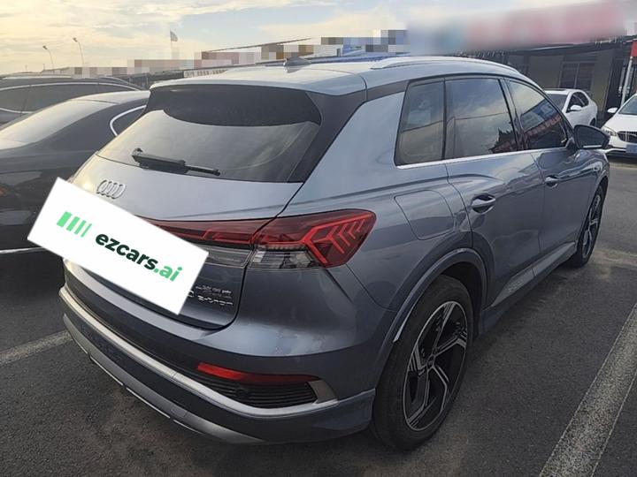 Q4 e-tron 2023 40 e-tron photo 4