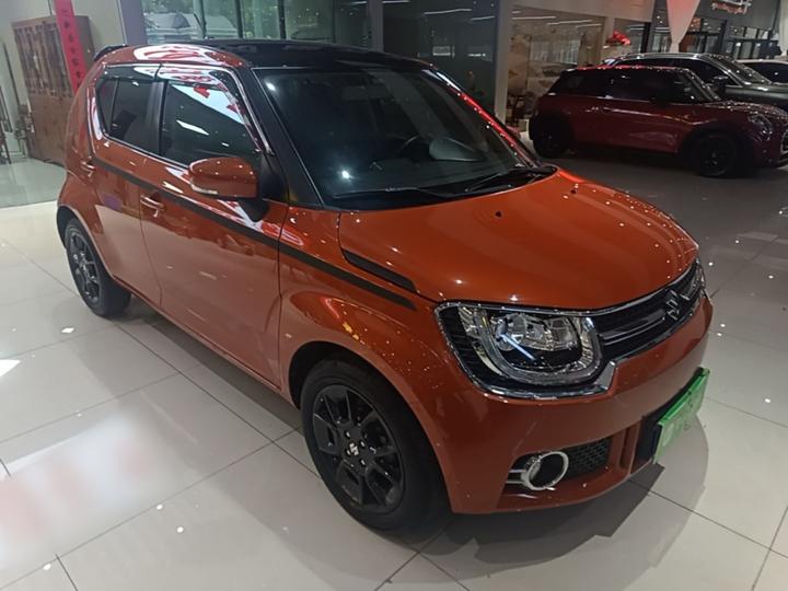2017 1.2L CVT Luxury photo 3