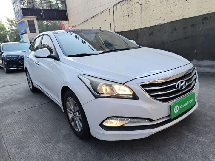 Mistra 2014 1.8L AT Smart GLS photo 3