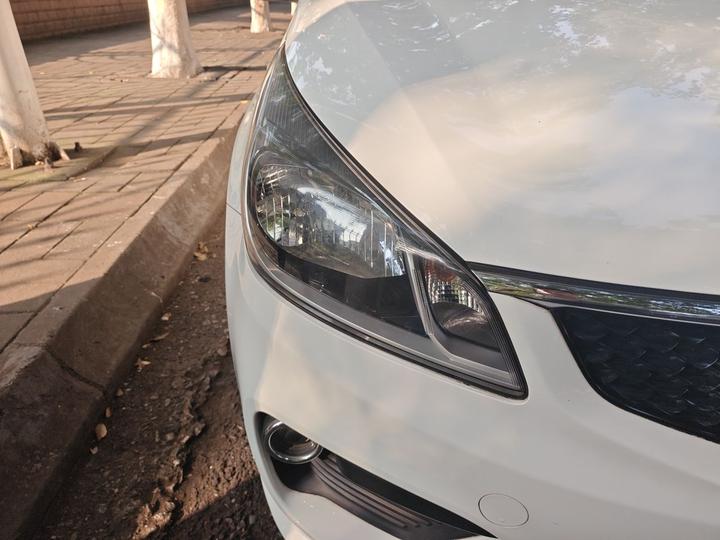 K2 2017 Sedan 1.4L MT GLS photo 7