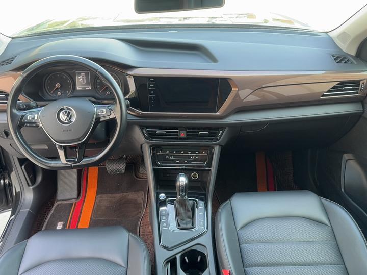 Tharu 2021 280TSI RWD Luxury PLUS photo 5