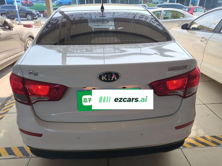 K2 2015 Sedan 1.4L AT GLS photo 3
