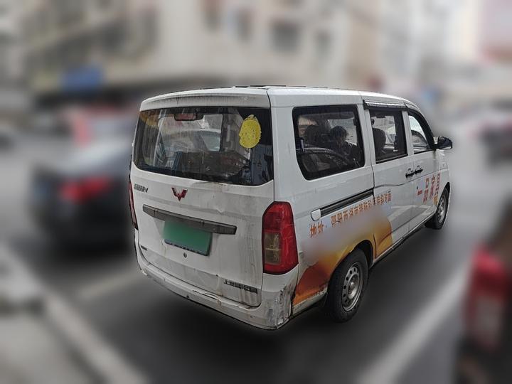 Wuling Rongguang V 2015 1.2L photo 6