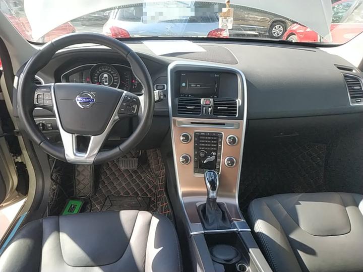 XC60 2017 T5 AWD photo 5