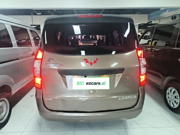 Wuling Hongguang 2015 1.5L S Base China V photo 3